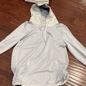 Vouri men’s Gray Hoodie Sweater